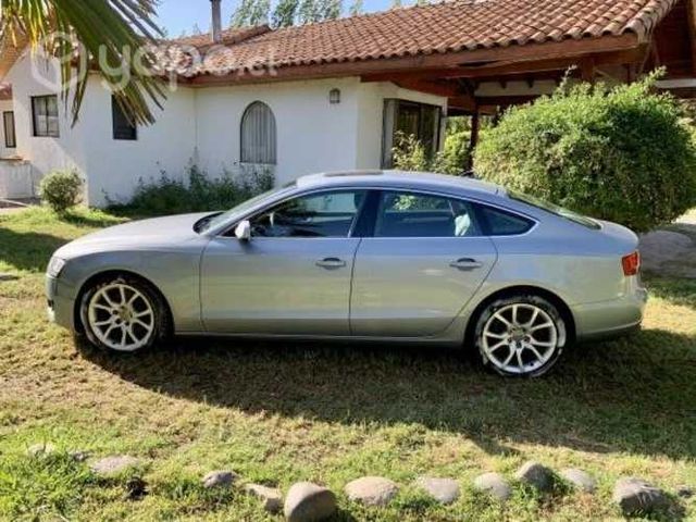 Vende Audi A5