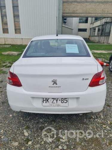 Peugeot 301 año 2015