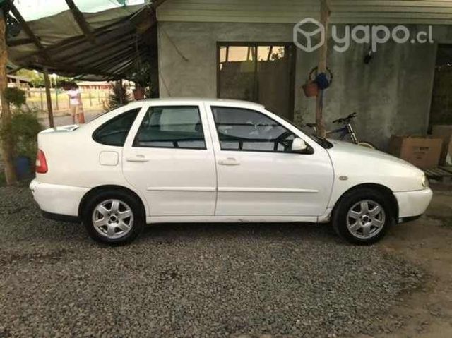 Se vende Volskwagen polo classic 1.6
