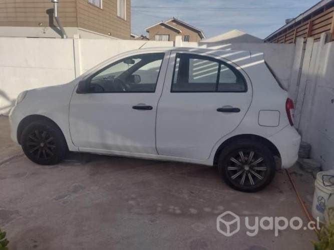 Se Vende Nissan Modelo MARCH, Año 2012