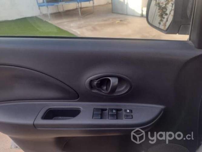 Se Vende Nissan Modelo MARCH, Año 2012