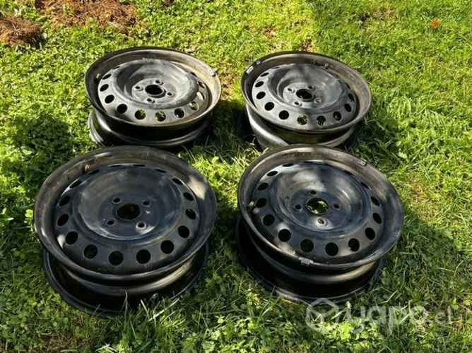 4 llantas de fierro aro 15