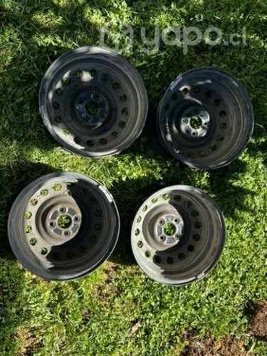 4 llantas de fierro aro 15