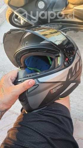 Casco moto mt revenge 2
