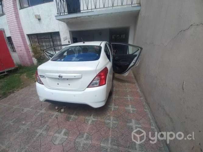 Nissan versa 2018 sense mt