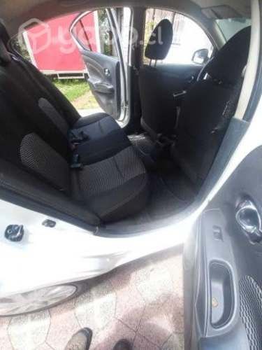 Nissan versa 2018 sense mt