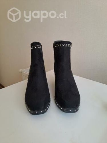 Botines negros