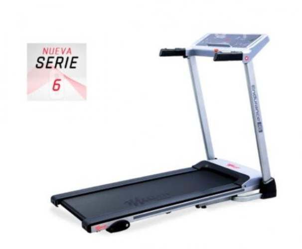 Trotadora endurance serie 16 muvo