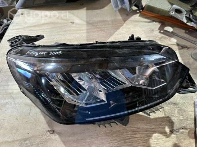 Óptico Peugeot 2008