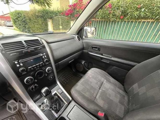 Suzuki grand vitara 2010