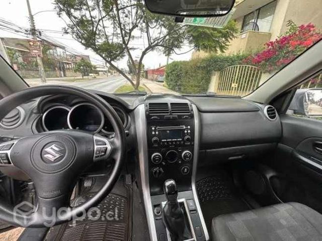 Suzuki grand vitara 2010
