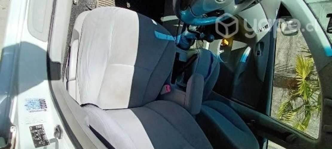 Vendo toyota corolla 2010