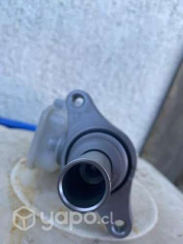 Bomba de freno Mazda 3