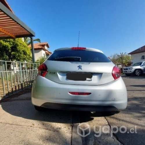 Peugeot 208 HDI 1.6 diesel