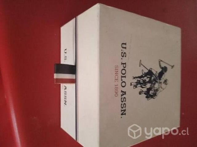 Reloj polo directamente de Estados Unidos.