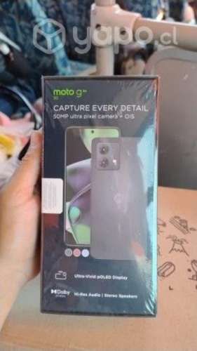 Moto g84 rojo nuevo con boleta