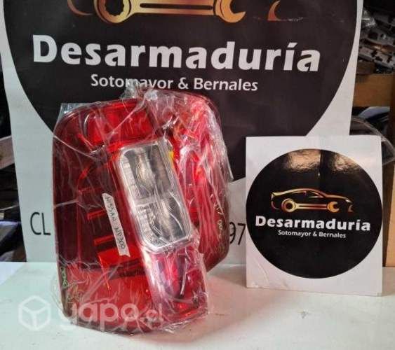 Foco Nissan Np300 2.1