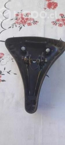 Asiento negro para bicicleta (genérico)
