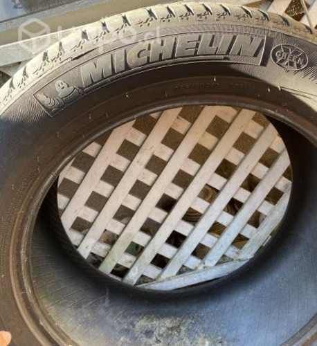 Neumatico michelin aro 19