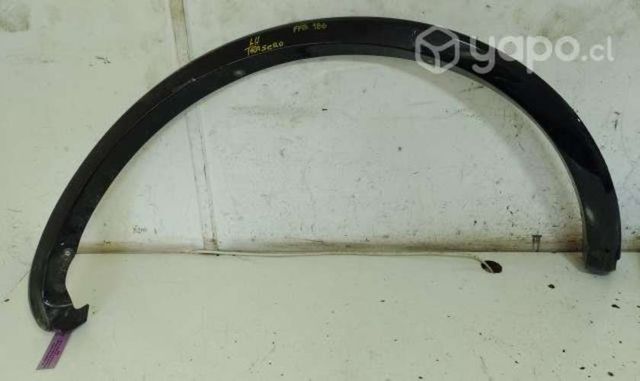 Moldura Pasa Rueda Tras Izq Ford F150 Platinum