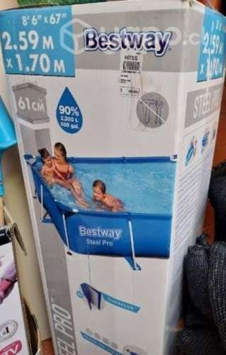 Piscina y Bomba poco uso