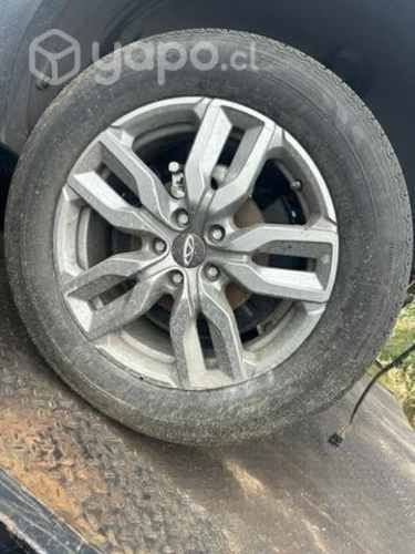 Llanta con neumático Chery tiggo 3