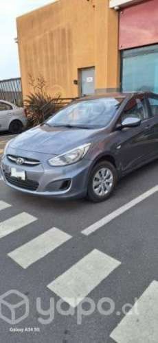 Hyundai accent 2015