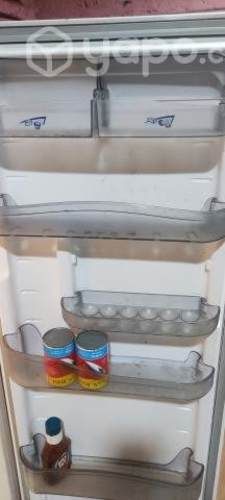 Refrigerador funcionando muy bien estado