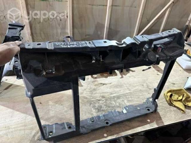 Frontal Peugeot 2008 208