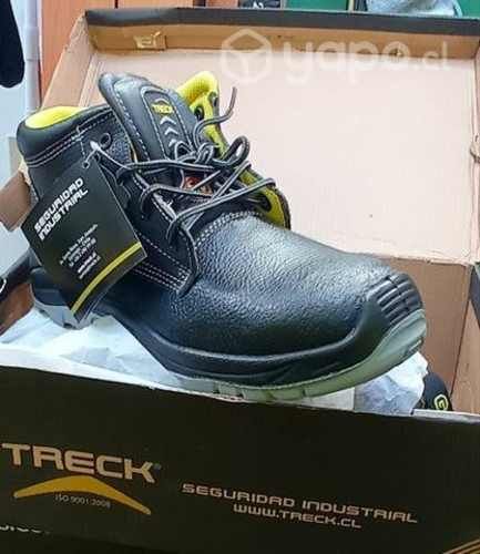 Zapatos de seguridad nuevos