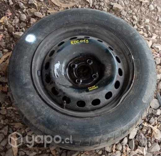 Llanta Fierro Detalle Con Neum 185 65 R15 Dokker