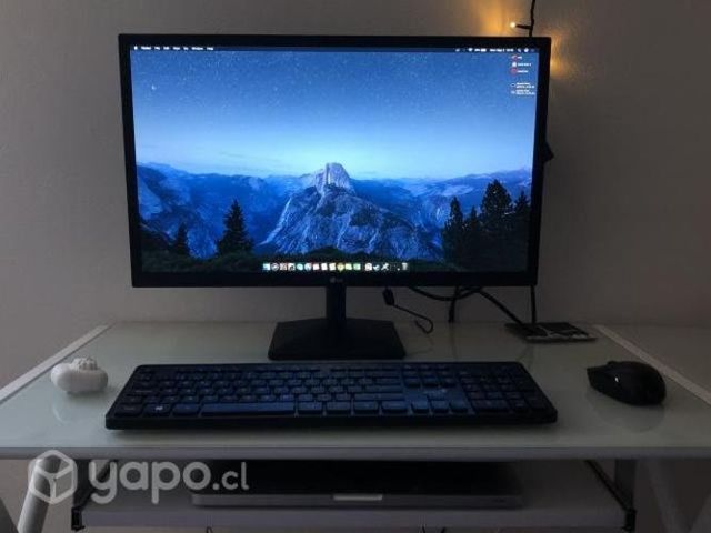 AMD Ryzen 3 2200G 8GB 1TB + Pantalla LG 24''