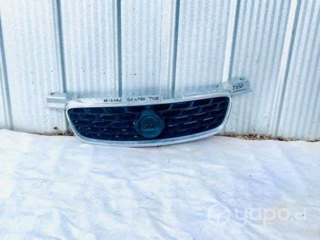 Máscara nissan sentra