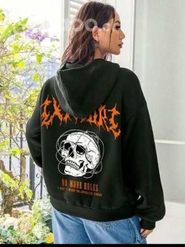 Poleron estampado calavera