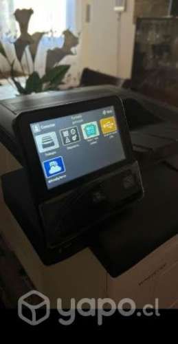 Impresora láser a color Xerox c400