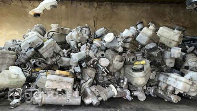 Bomba de embrague Mazda 3 2017 A