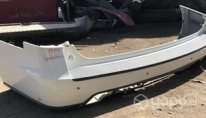 Parachoque Ford expedition