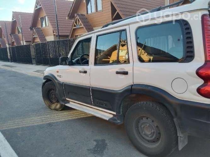 Vendo Mahindra scorpion