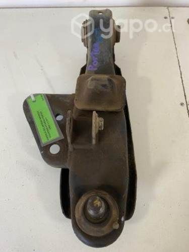 Bandeja inferior delantera izq Hyundai Porter 2017