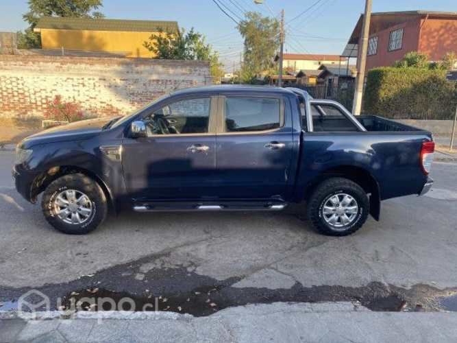 Venta Ford Ranger 4x2 XLT Diesel 3.2 2014