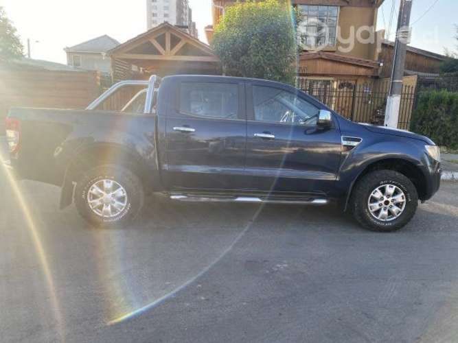 Venta Ford Ranger 4x2 XLT Diesel 3.2 2014