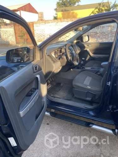 Venta Ford Ranger 4x2 XLT Diesel 3.2 2014