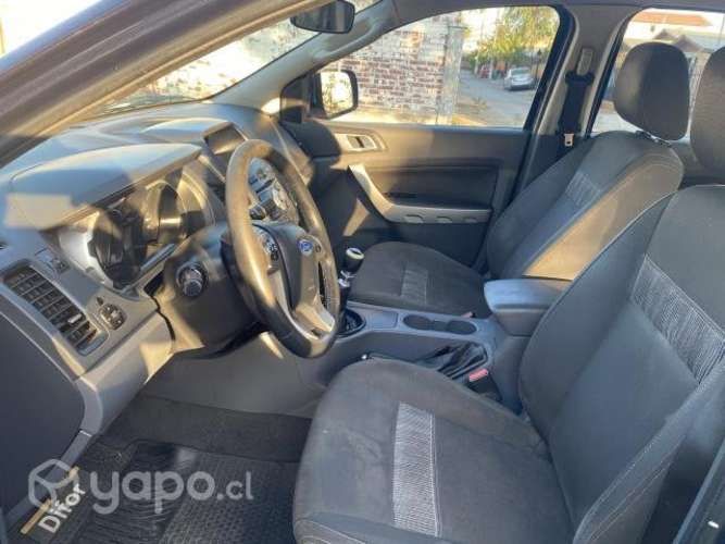 Venta Ford Ranger 4x2 XLT Diesel 3.2 2014
