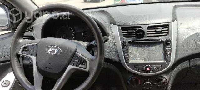 Vendo Hyundai accent 2017 hatchback