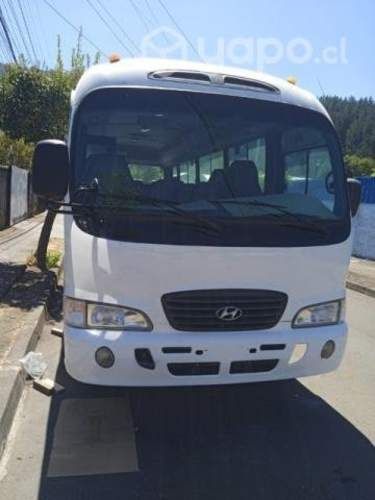 BUS HYUNDAI county