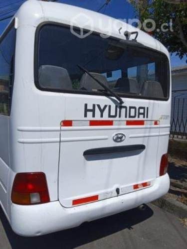 BUS HYUNDAI county