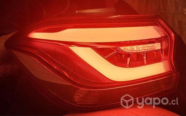 Foco costado izquierdo I nuevo origina