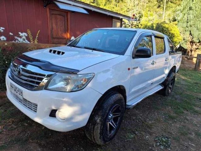 Toyota hilux 2015
