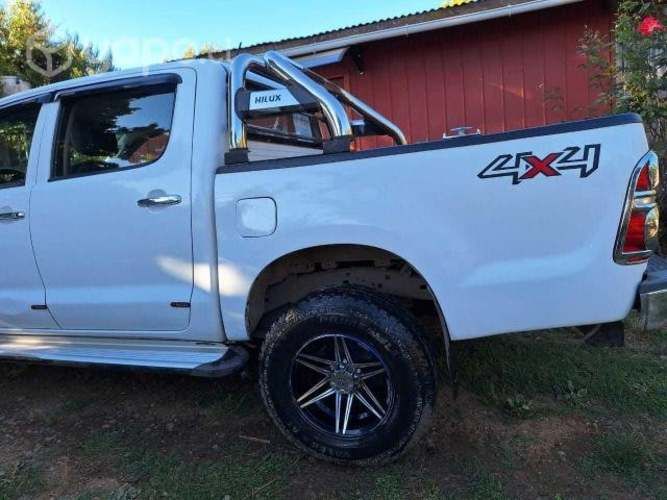 Toyota hilux 2015