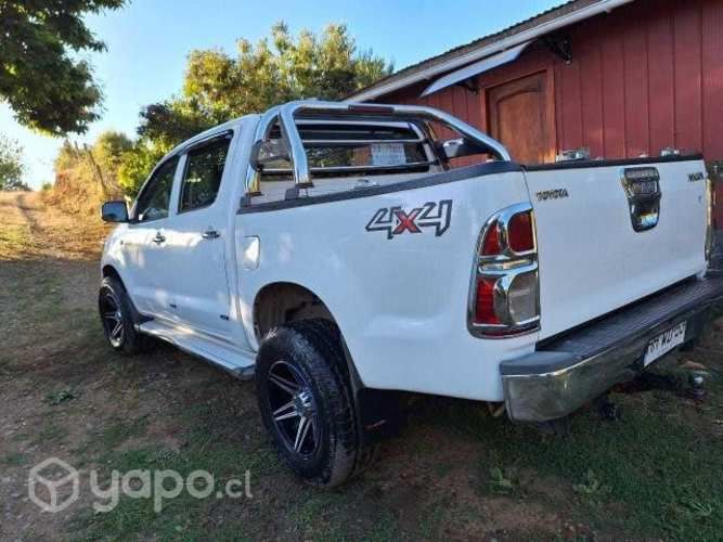 Toyota hilux 2015